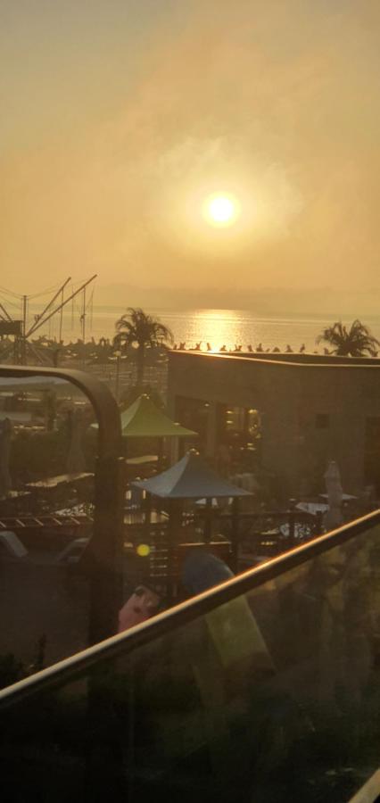 Isabelle Apartament Alezzi Beach Resort Mamaia Nord Năvodari المظهر الخارجي الصورة