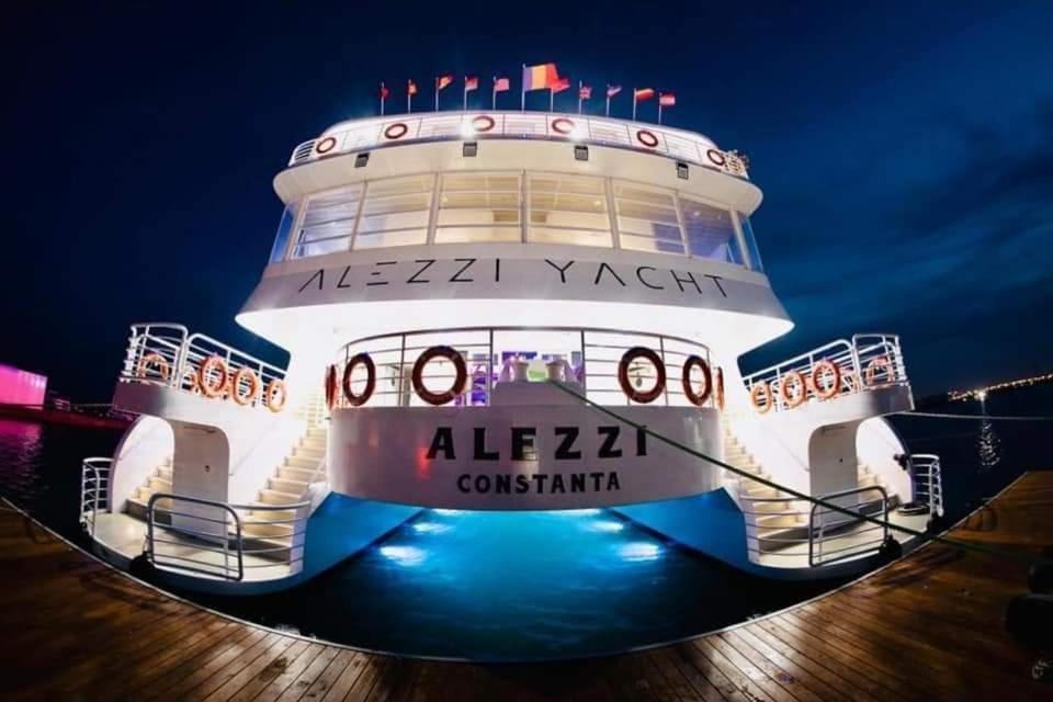 Isabelle Apartament Alezzi Beach Resort Mamaia Nord Năvodari المظهر الخارجي الصورة